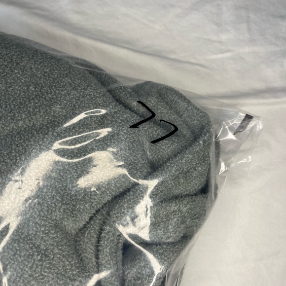 Levi’s trekker quarter zip Levis embroidery grey cropped synch waist size medium - Picture 10 of 10